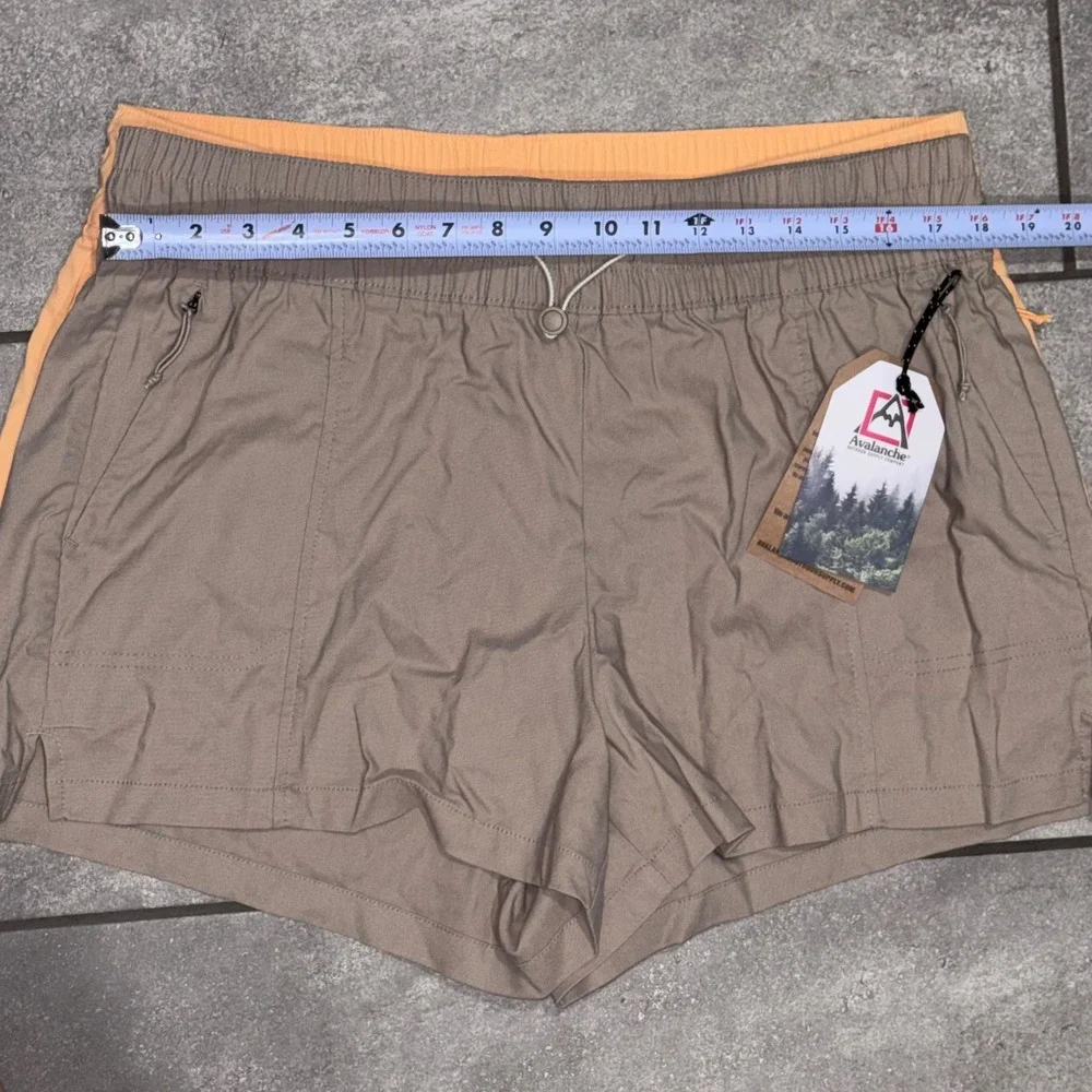 Avalanche Outdoor Supply Hiking Shorts Womens XL Tan Peach 2 Pk CA546R3 NWT - Picture 6 of 12